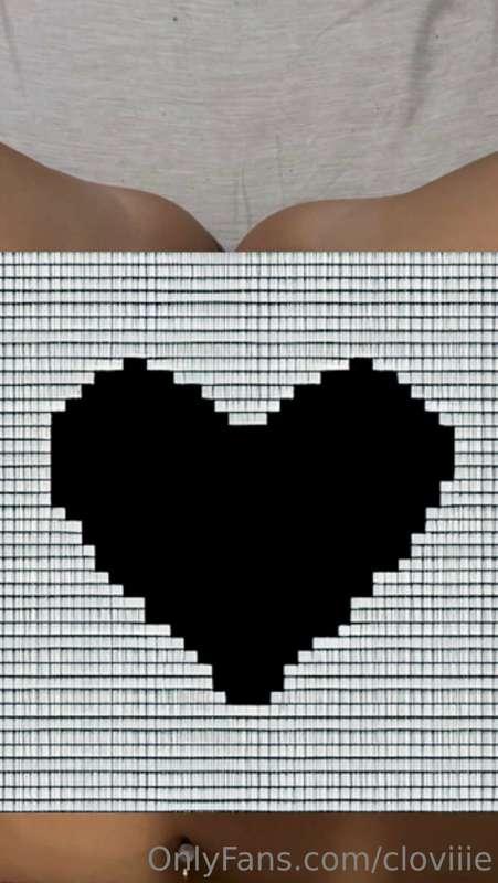 Wanna see the 😻? Check messages ;)
