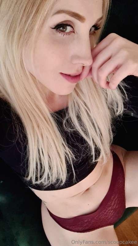 Don’t let me wait... I’m already wet and aching for your att..