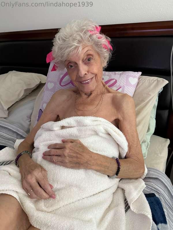 Your eyes say “trouble,” but I promise I’m worse 😉