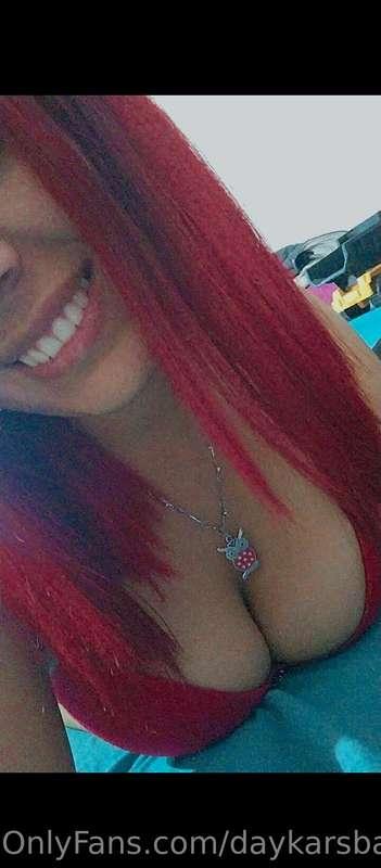 Do you like what you see? I can show you more in private lov..