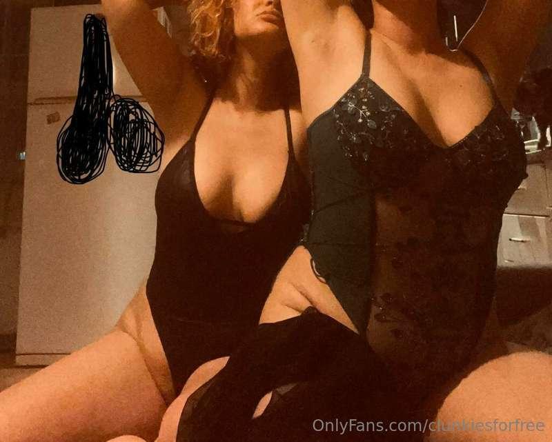 Wanna join to a boobie party? Tip here and get the photo in ..