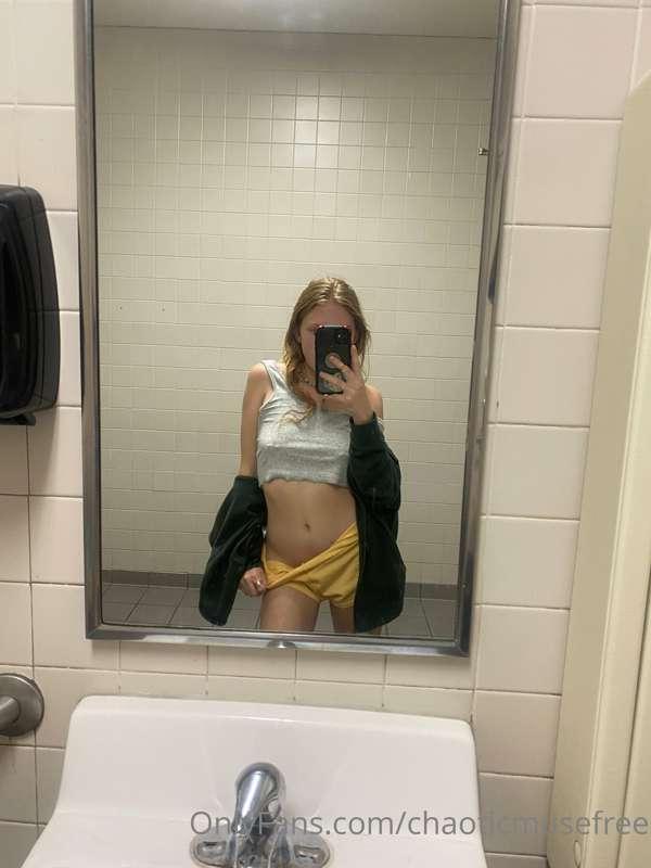 me in the gas station bathroom 😇