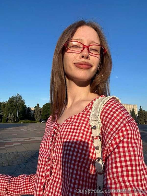 nastia_mini main image