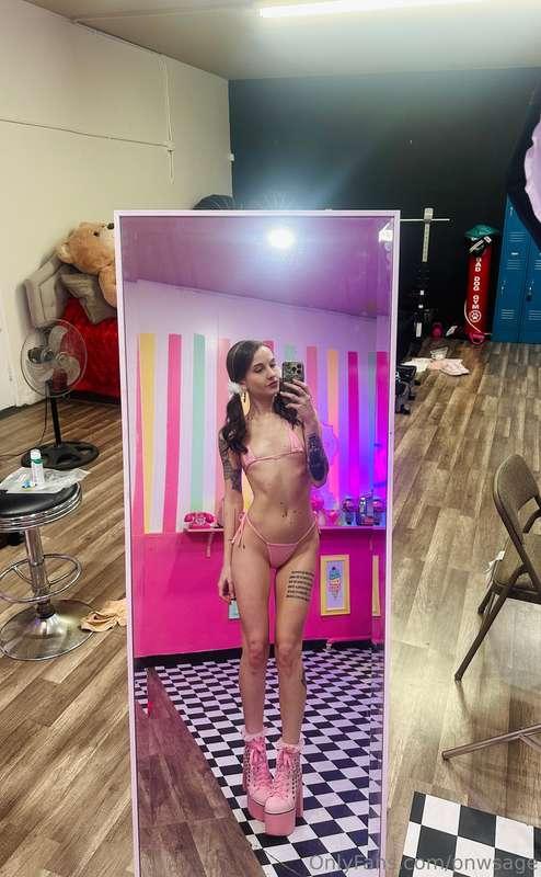 A sneak peek of what I’ve been up to in LA…Onlyfans.com/sage..