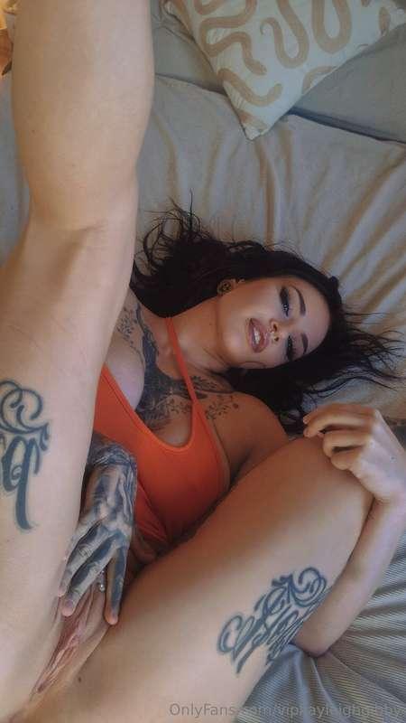Cover me in your cum 💦💦💦