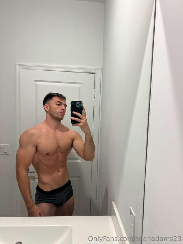 Like if you wish you were here to join me 😏