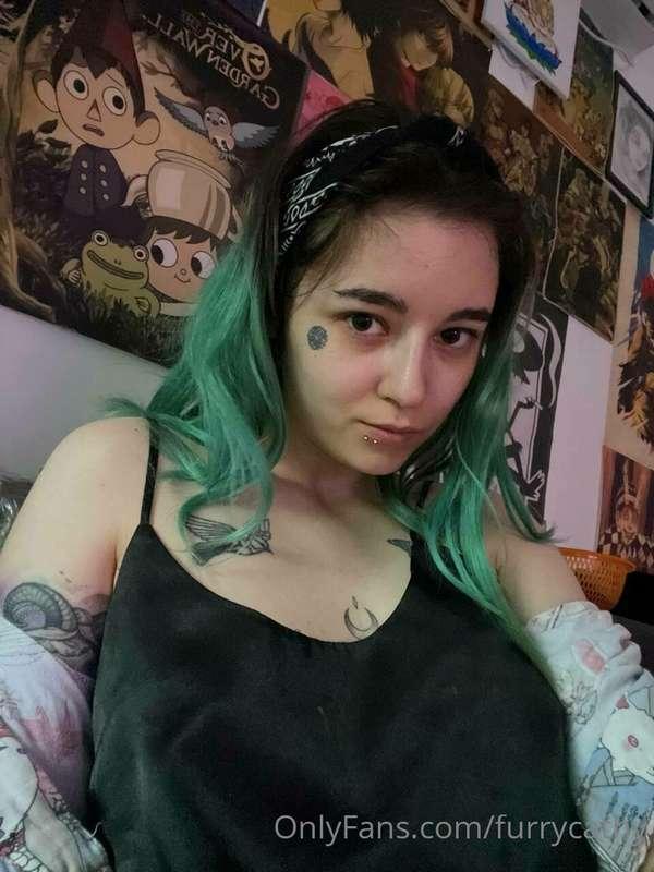 Just my sleepy pretty face before I will go to bed😽💞 Guess w..