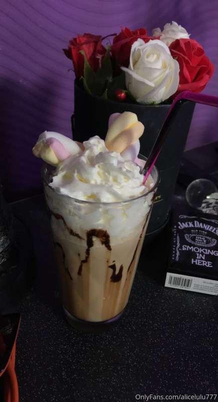 Who ofer the coffee this morning? I want it sweet like me