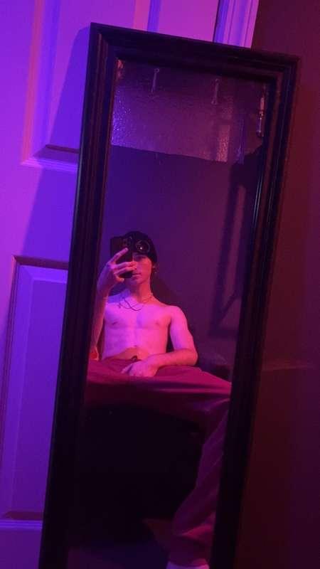 I wish you were here to ride this 8.5 inch monster 🤭