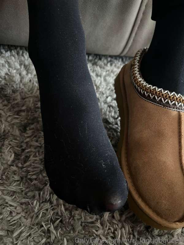 mrs_footjobqueen image #9