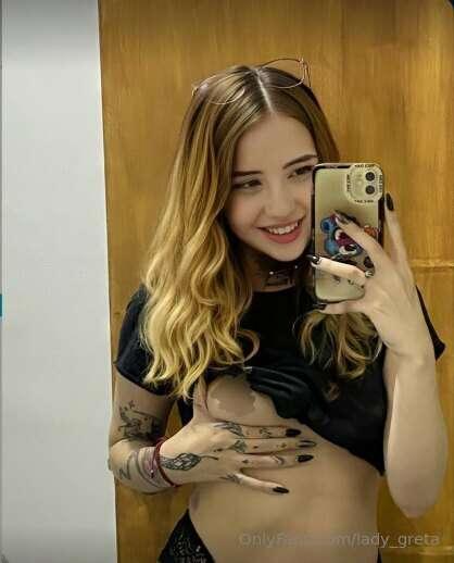 🔥 STOP SCROLLING 🔥

This cutie with angelic face and beautif..