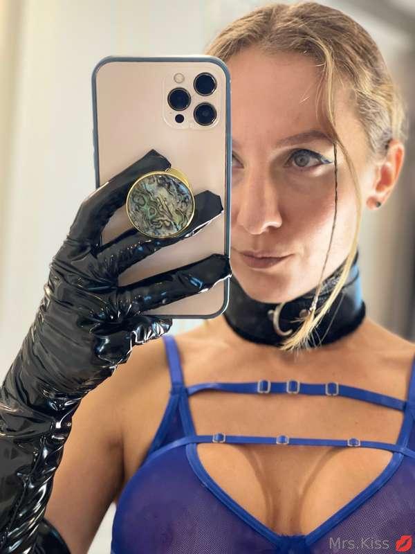 Do you like my latex gloves?