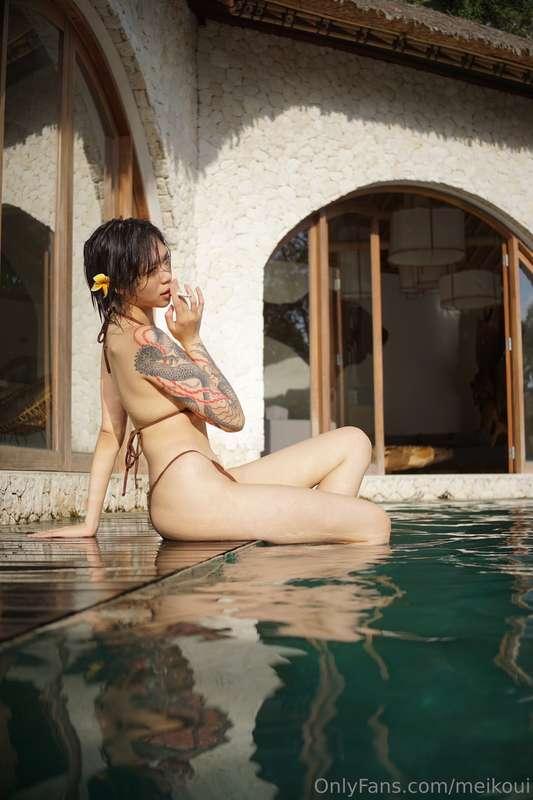 Sneak peak from Bali 🌴 ☀️( will be posting more tropical bik..