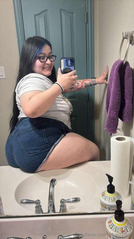 Can I sit on you like this? 🤠