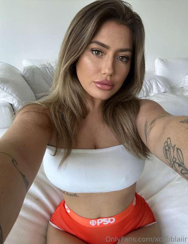 Would you like to join me in my bed?😈