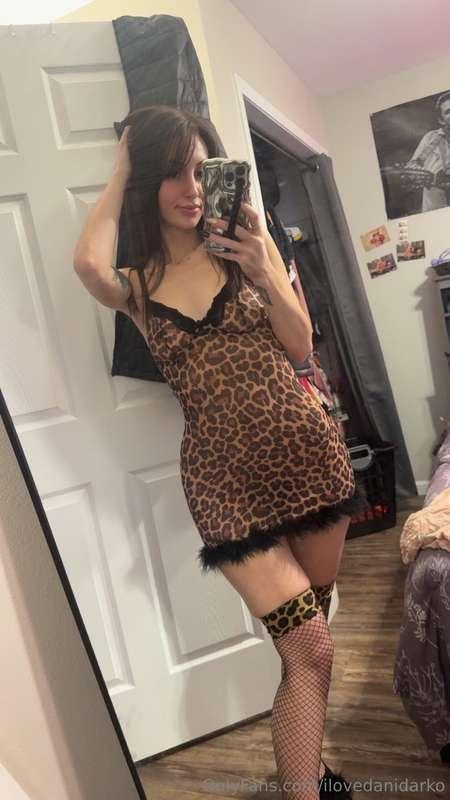 if you want a custom dick rate today ONLY!!! $45. send your ..