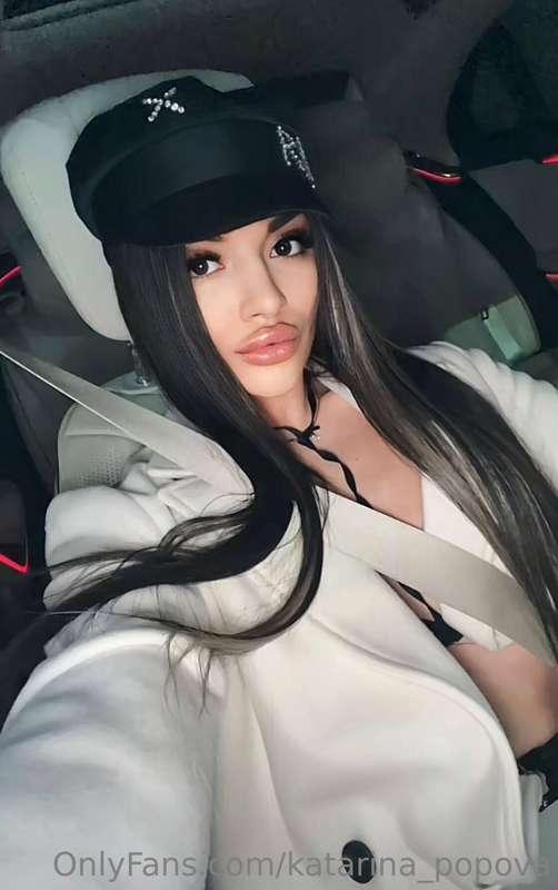 Do you like my hat? 😉😊
