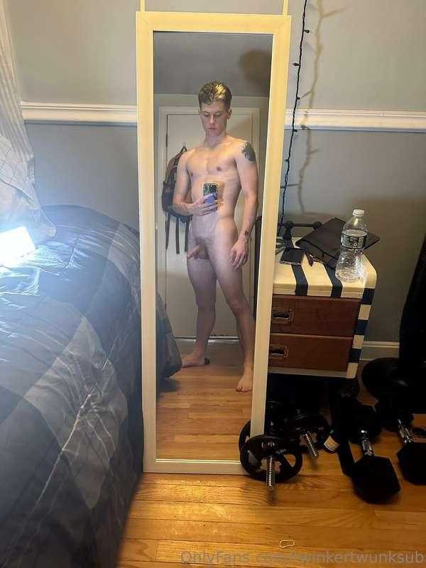 This workout started to get me a bit hard 😈🥵