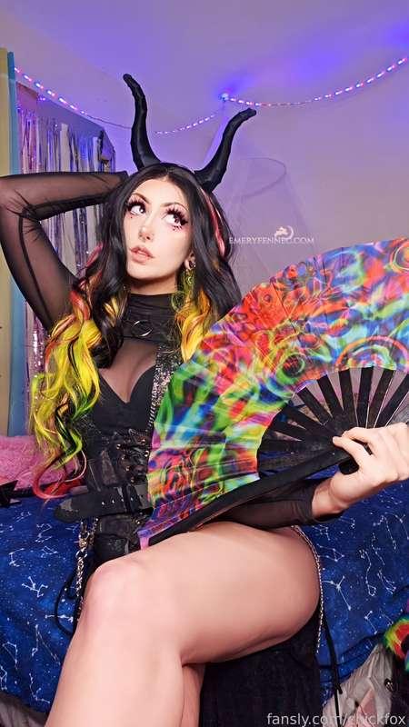 Serve me! I order you to obey my every command!