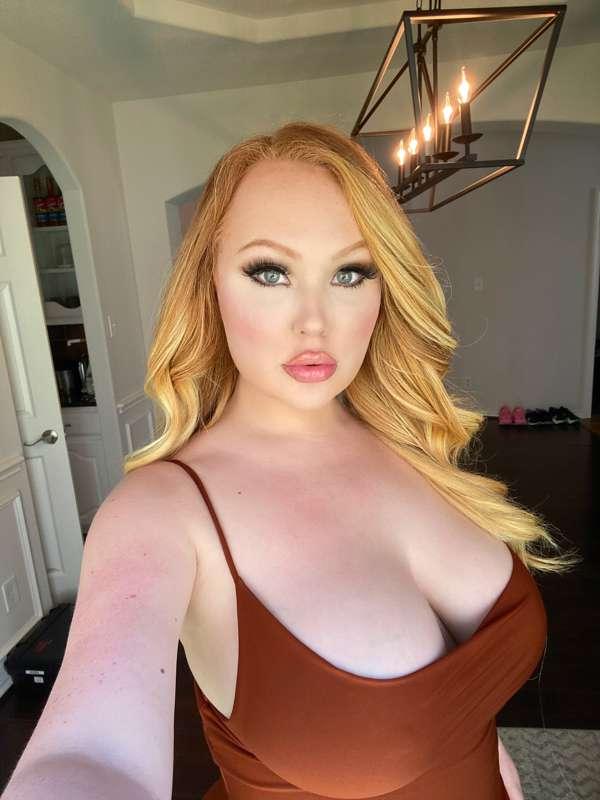 Have you ever fucked a natural redhead before? 😝