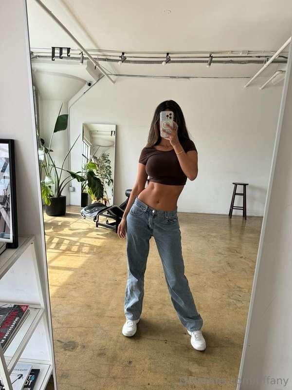 howdy 😘😘