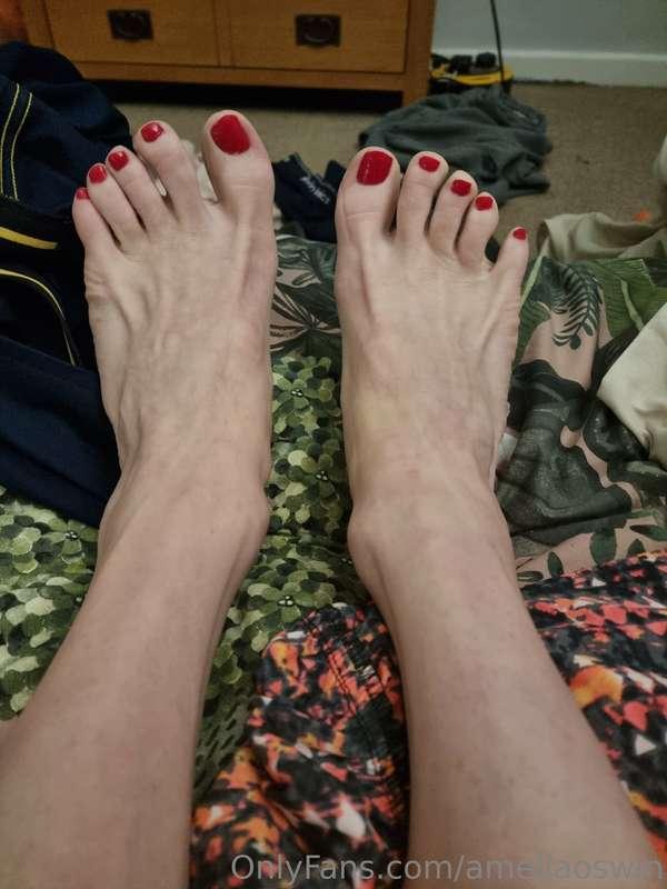 Feet 3