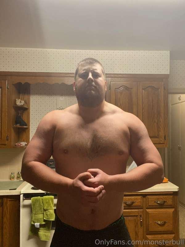 If my chest doesn’t grow after that workout tonight 🥵 then I..