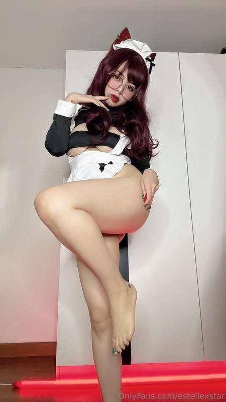 another sexy pose, do you want to see more?