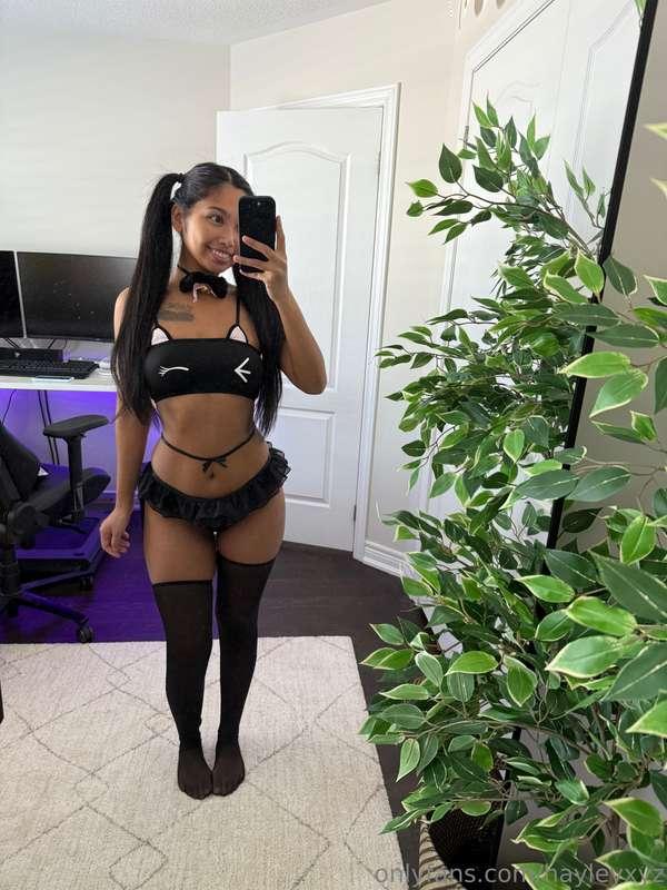 Am I a cute little slut?