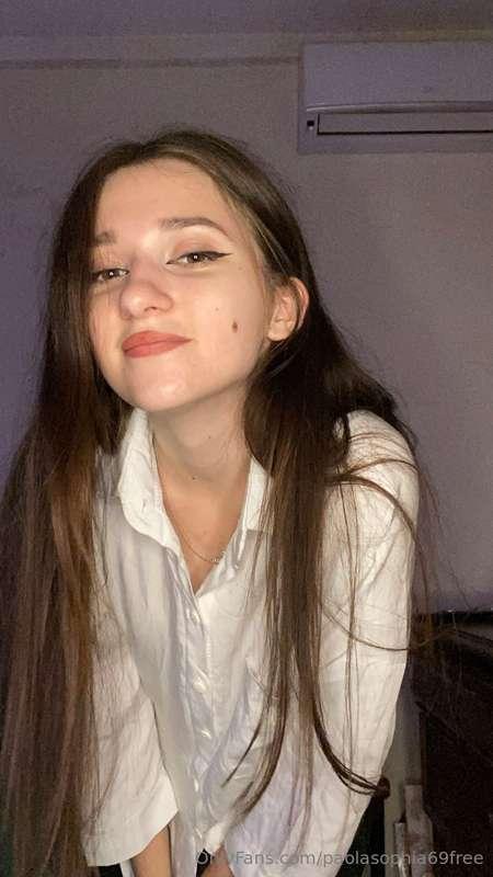 ## 𝑰'𝒎 @pixie_polly 𝒃𝒖𝒕 𝒚𝒐𝒖 𝒄𝒂𝒏 𝒄𝒂𝒍𝒍 𝒎𝒆 𝒚𝒐𝒖𝒓 𝒑𝒆𝒓𝒔𝒐𝒏𝒂𝒍 cutie ..
