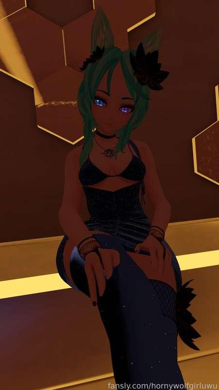 hornywolfie image #0