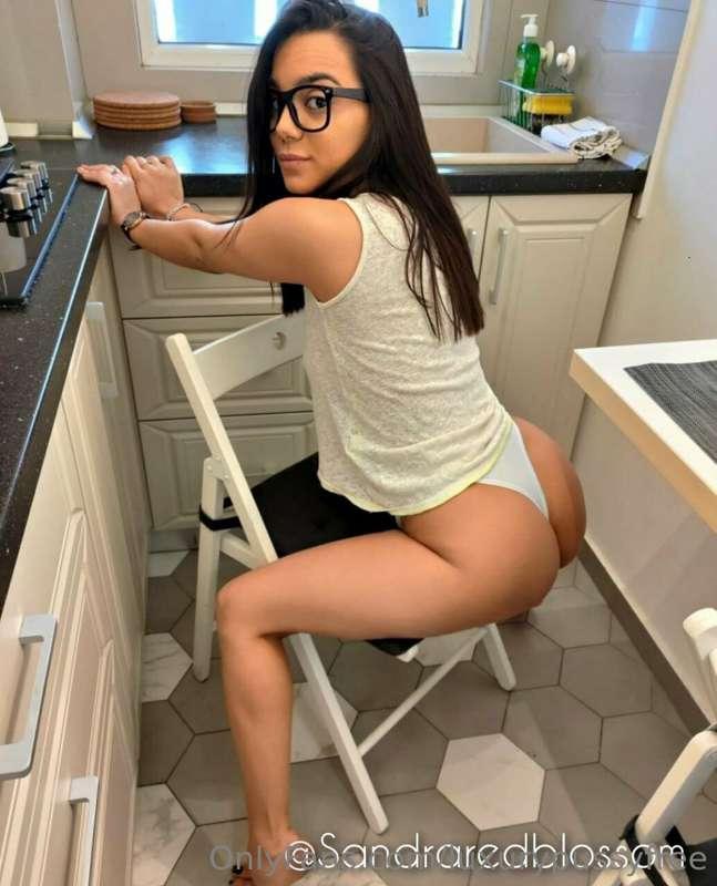 ## 🛑 𝙺𝚒𝚗𝚔𝚢 𝚋𝚊𝚋𝚎 @SANDRAREDBLOSSOM 🛑
****𝑨𝒍𝒘𝒂𝒚𝒔 𝒂𝒗𝒂𝒊𝒍𝒂𝒃𝒍𝒆 🔞
⚠..