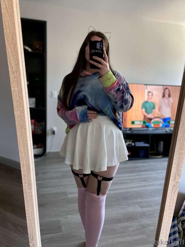 wanna bite my garters off? 😈