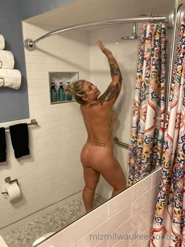 I had a creep capture pictures in our Airbnb shower. So snea..