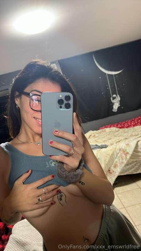 felt cute might delete
