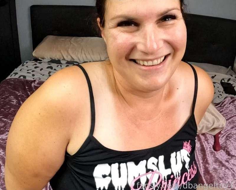 Anal with a cumshot but he couldn't wait for my face 😅🔥🔥
#fyp #anal #gape #gaping #analgape #curvy #cumslut #analmilf #pinkgape #buttslut #buttsex #cumshot #hugecumshot