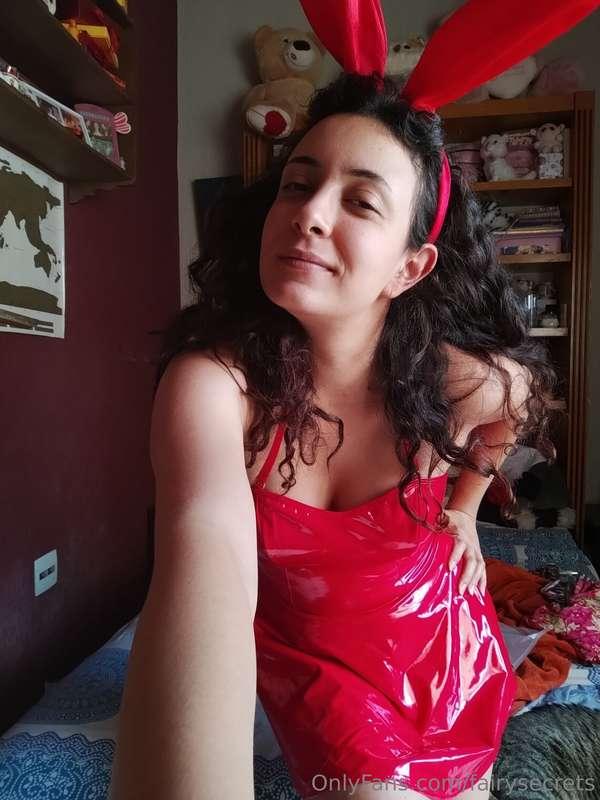 Look my new outfit! Are you as excited as me to see it in ac..
