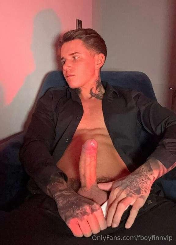 Take it to your mouth and make me cum💦