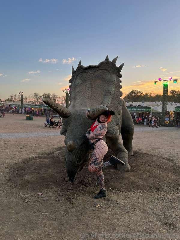 send tips so i can go to lost lands again 🦕 