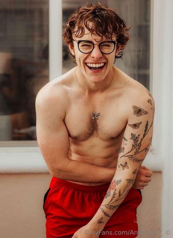 Cum hang with me in the dms? 