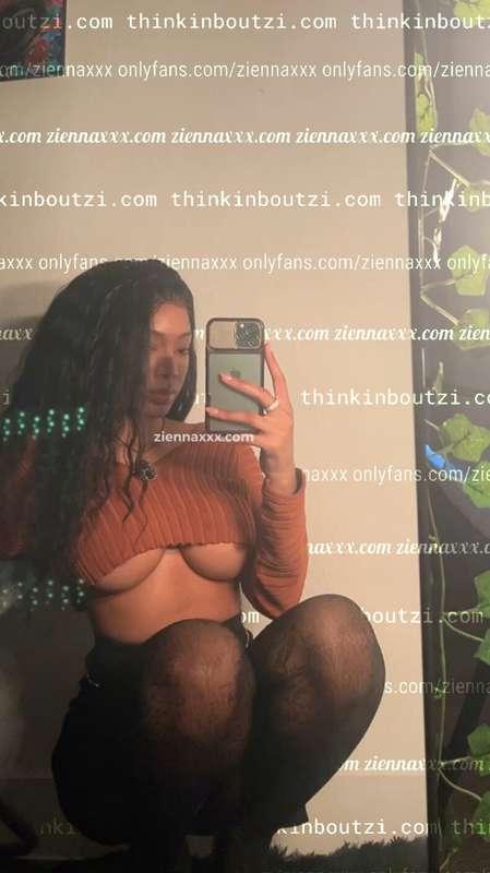 happy saturday! 🧡 like for under-boob, comment if you prefer..