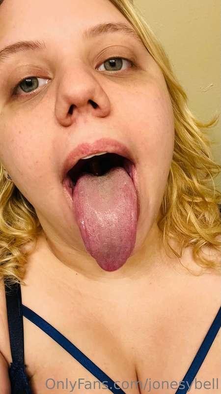 Tongue appreciation post 😋👅♥️