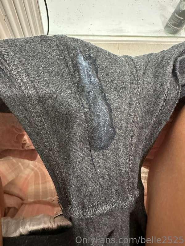 More wet panties 😉

Don’t ever let me borrow your jocks beca..