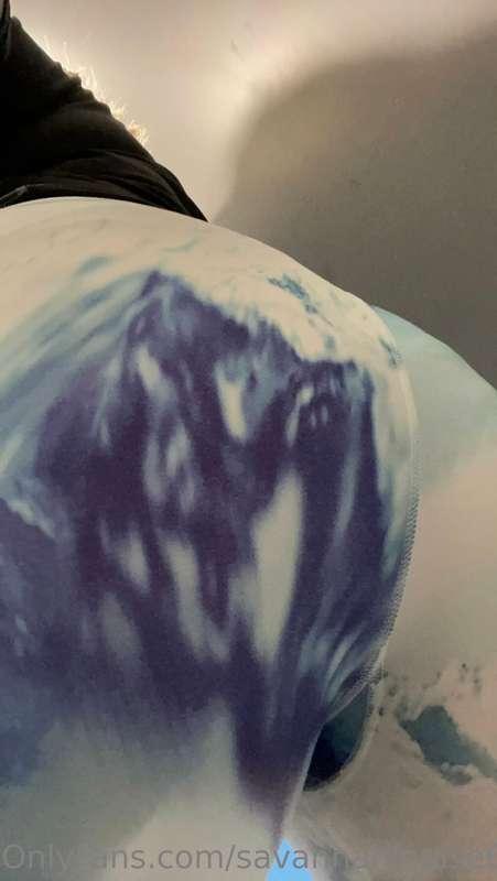 Sneaky pic at the gym 😉