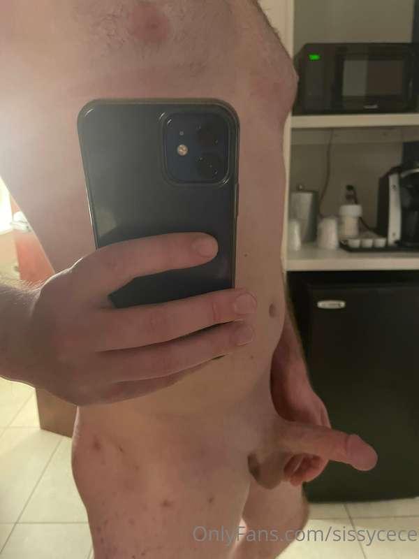 sissycece image #4