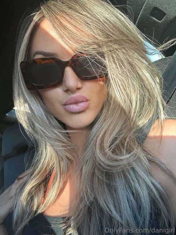 Off to shop till I drop 🛍️😍