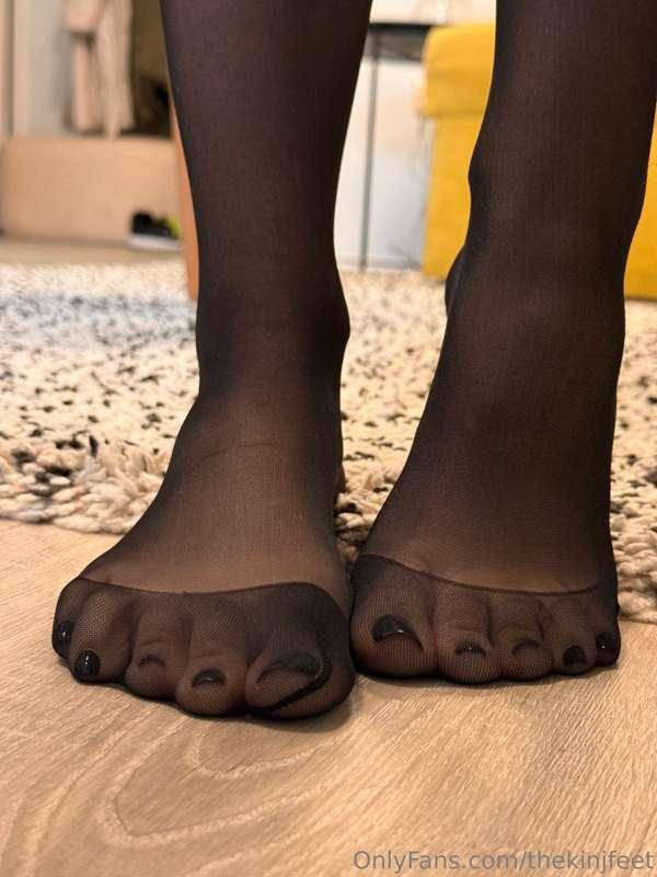thekinjfeet image #1