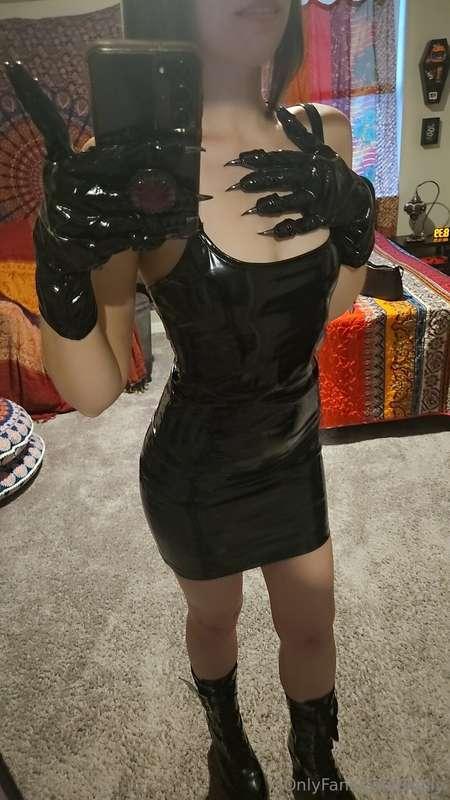 My outfit for the rubber ball last night! 😄