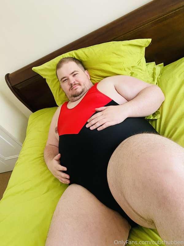 In a wrestling mood 🤼‍♂️💪 who wants to roll around?