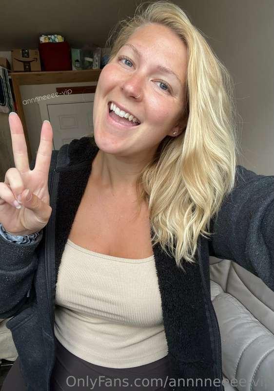 Eeeee it’s podcast day on YouTube today!! I didn’t drink a s..